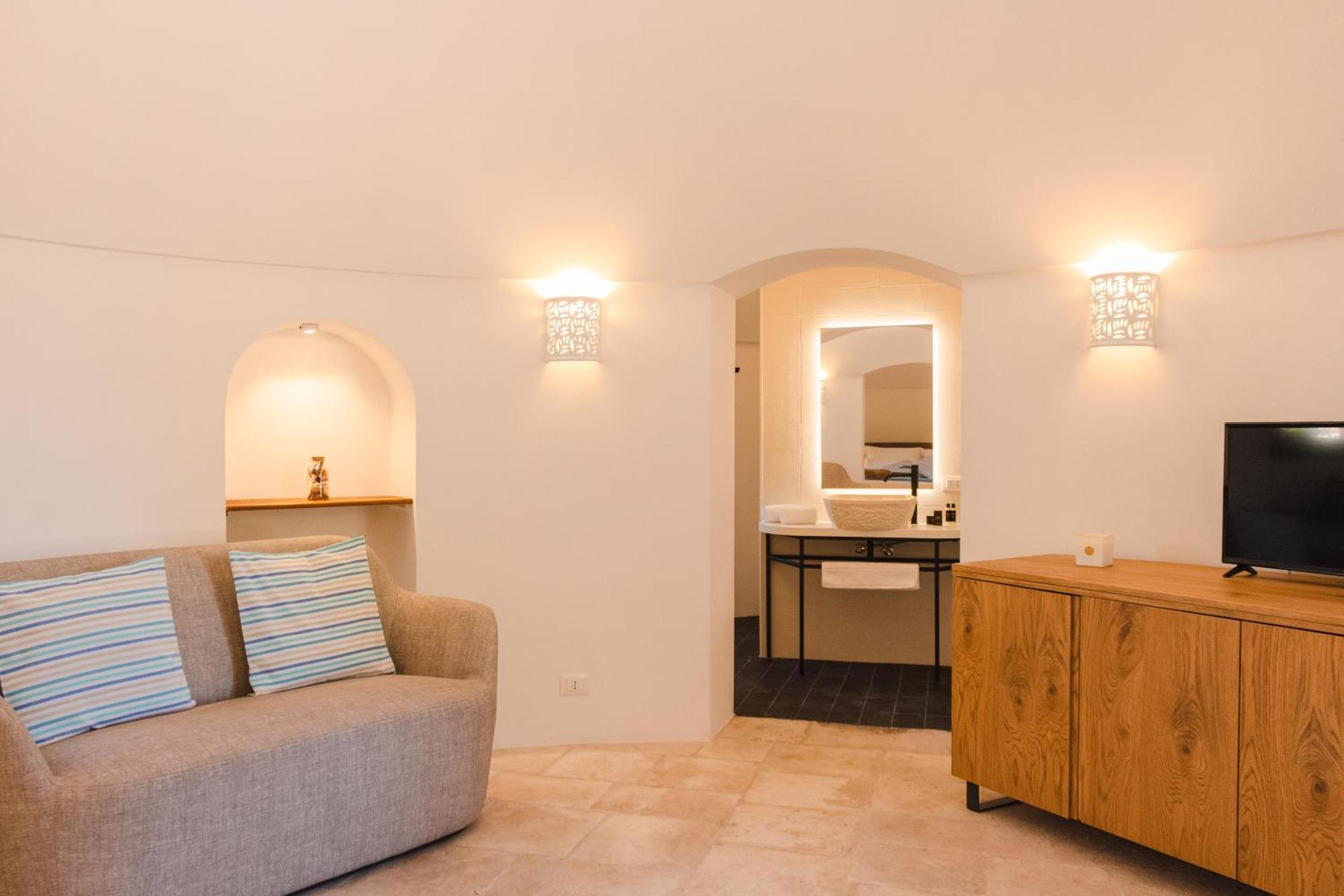 Porto Giardino - Cdshotels Monopoli Exterior photo