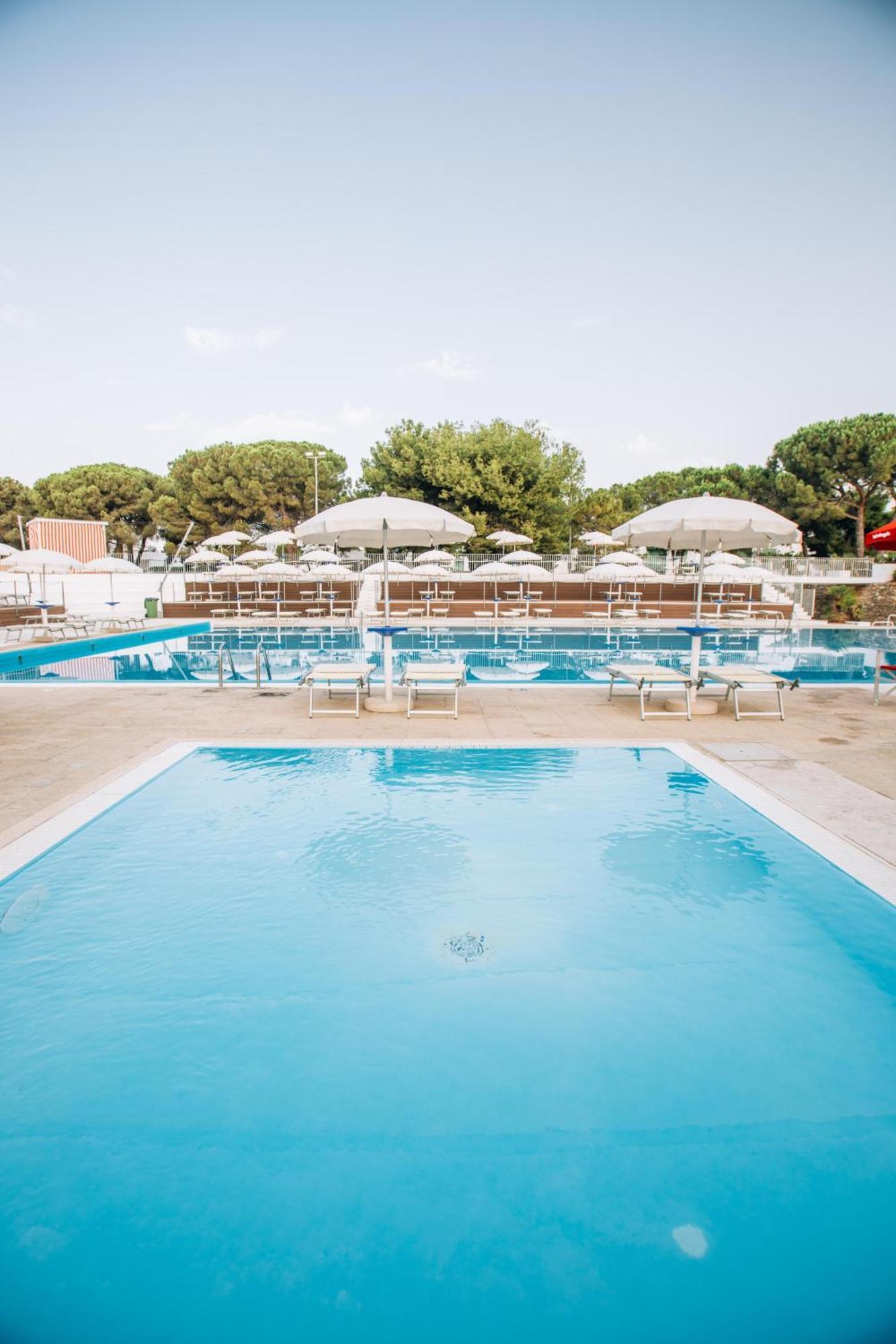 Porto Giardino - Cdshotels Monopoli Exterior photo